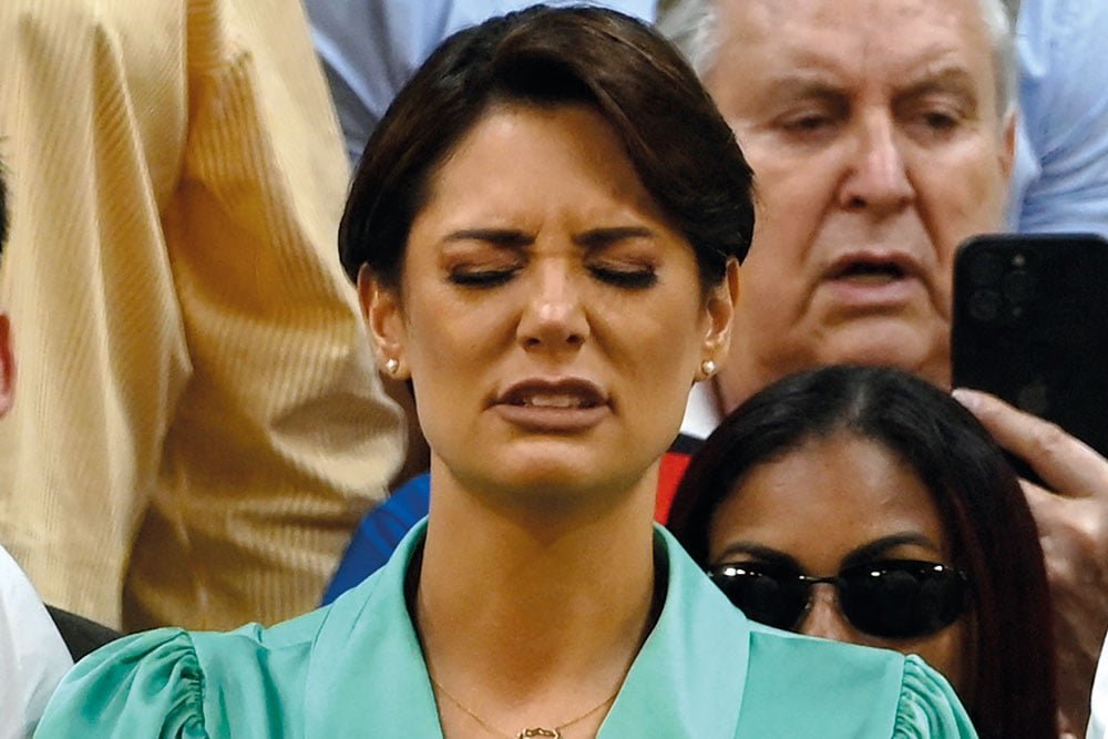 Ataque por inveja e a resposta que ecoou nas redes: Michelle tenta atingir Janja e acaba desmoralizada.